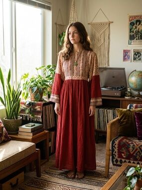 Vintage- Bohemian Long Sleeve Maxi Dress